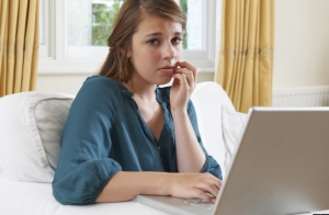 ثلاث علامات للقلق عند المراهقين