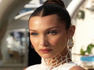 أقلام كحل ملونة لجمال عينيكِ في الصيف