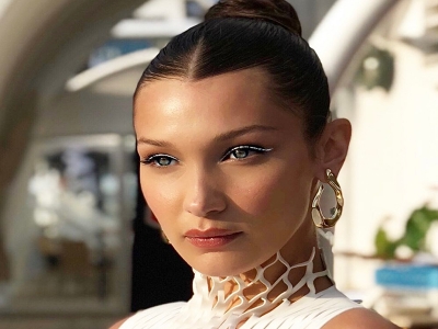 أقلام كحل ملونة لجمال عينيكِ في الصيف