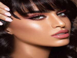 الكولاجين والأوميغا3 لبشرة أكثر نضارة