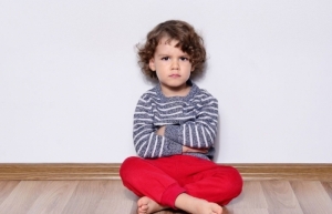 نصائح للتعامل مع الطفل متقلب المزاج