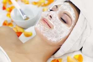 خلطة النشاء وماء الورد