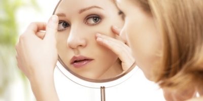 من النساء لا يرين أنفسهن جميلات