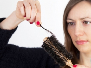 زيت السمسم لتقوية بصيلات الشعر