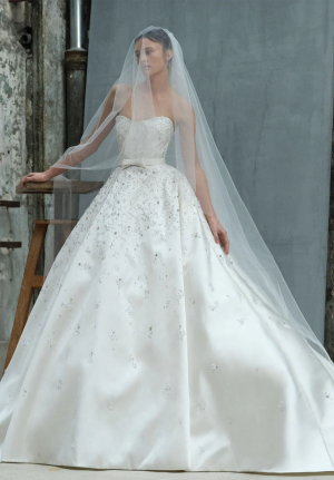 مجموعة إيلي صعب لفساتين الزفاف ربيع وصيف 2026